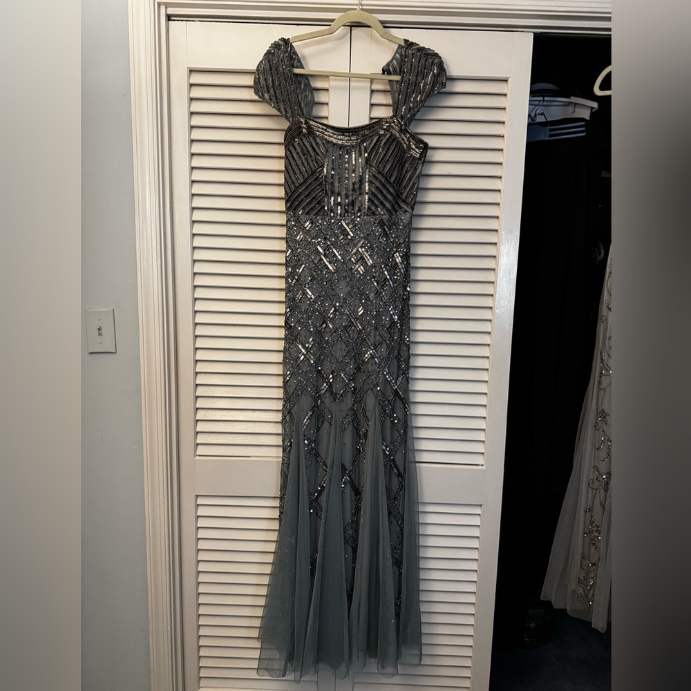 BNWT Adrianna Papell Beaded Evening Gown